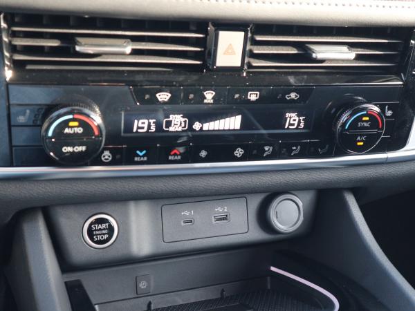 Nissan X-Trail X-TRAIL N-CONNECTA 1.5 VC-T MHEV 4x2 ACC+LED+SD