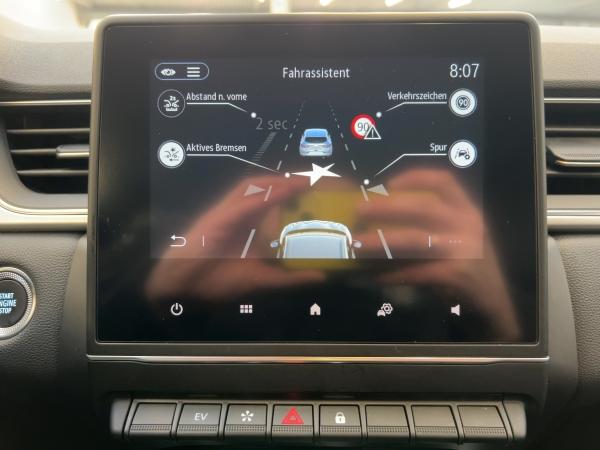 Renault Captur TECHNO E-TECH Plug-in 160 CARPLAY PDC