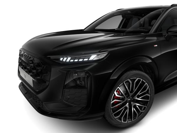 Audi Q3 TFSI quattro S tronic Pano Matrix AHK