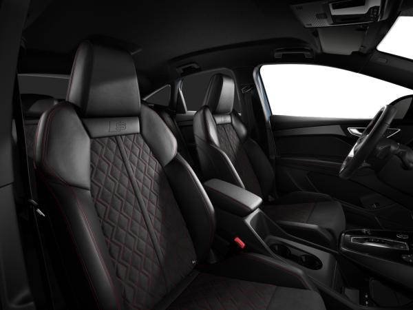 Audi Q4 e-tron Q4 Sportback 45 e-tron S line quatt. Matrix Navi