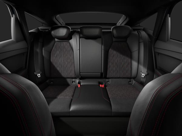 Audi Q4 e-tron Q4 Sportback 45 e-tron S line quatt. Matrix Navi