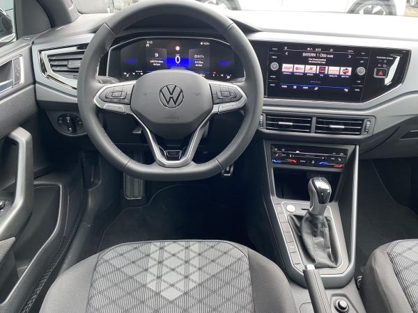 Volkswagen Taigo 1.5 TSI DSG R-Line LED RFK AHK BLACK ACC CarPlay