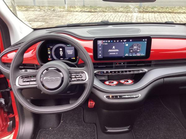 Fiat 500 (RED) Cabrio 23,8 kWh