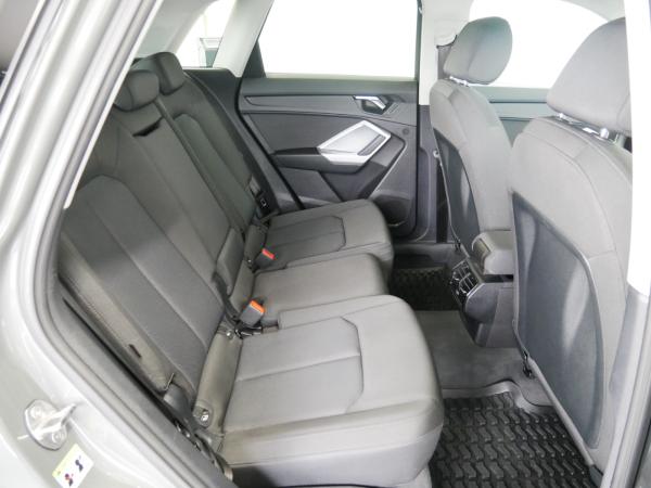 Audi Q3 40 TFSI quattro S tro. LED AHK virt. Cock.+