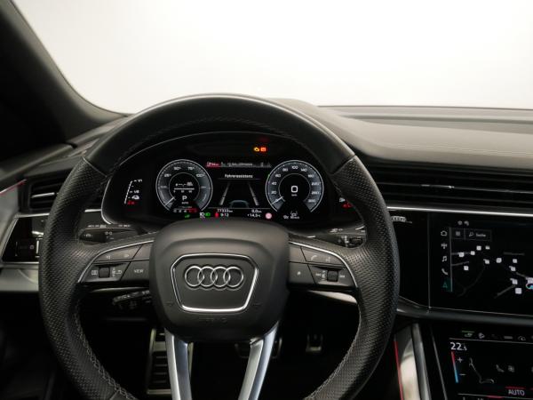 Audi Q8 55 TFSI e quattro S line MATRIX HEAD-UP
