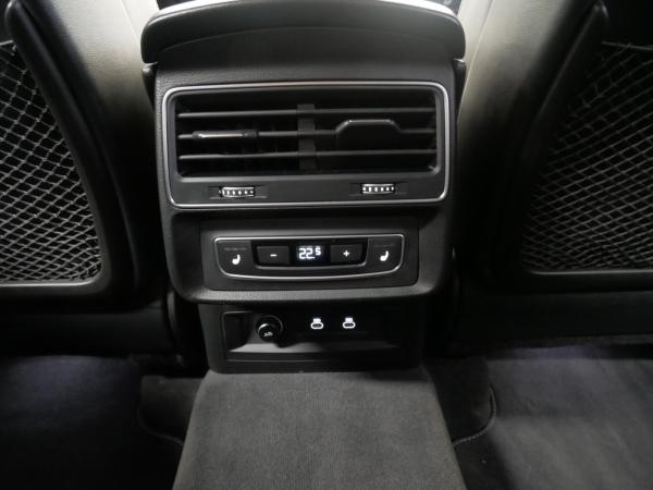 Audi Q8 55 TFSI e quattro S line MATRIX HEAD-UP