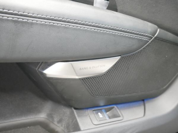 Audi RS e-tron GT MATRIX PANO HEAD-UP B&O 360° 4xSHZ