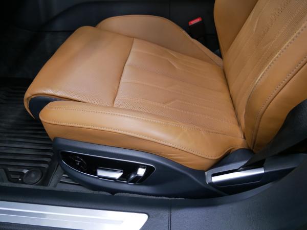 Audi A8 60 TFSI quattro S line PANO HEAD-UP virt. Cock.+