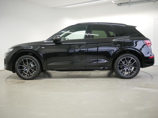 Audi Q5 55 TFSI e quattro S tro. S line MATRIX AHK