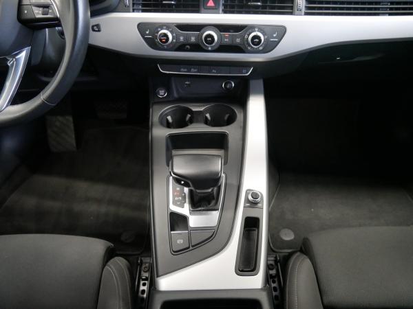 Audi A4 Avant 35 TDI S tro. advanced LED AHK NAVI+ PDC+