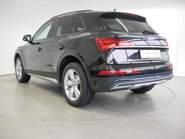 Audi Q5 40 TDI quattro S tro. advanced LED AHK PANO
