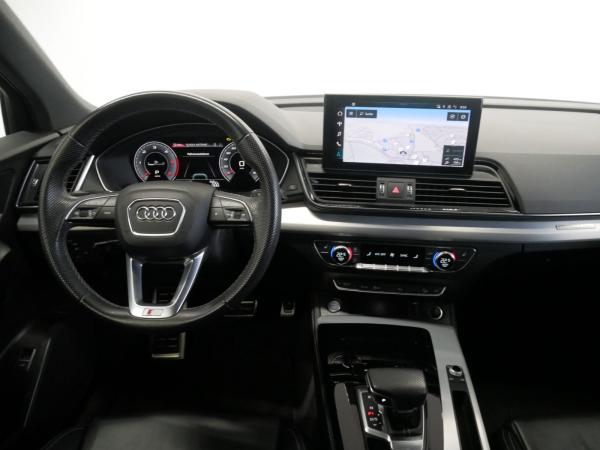 Audi Q5 40 TDI quattro S tro. advanced LED AHK PANO
