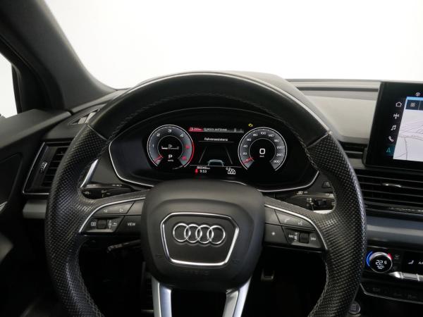 Audi Q5 40 TDI quattro S tro. advanced LED AHK PANO