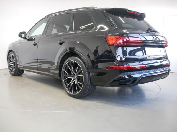 Audi Q7 50 TDI quattro S line MATRIX AHK Stdhzg.