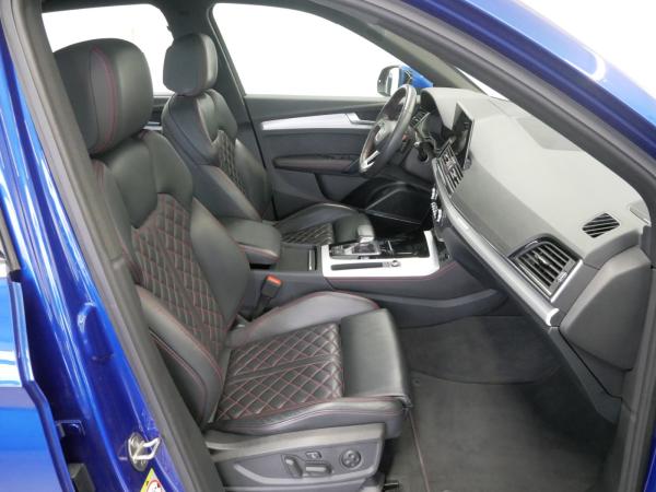 Audi Q5 40 TDI quattro S line S tro. MATRIX AHK PANO