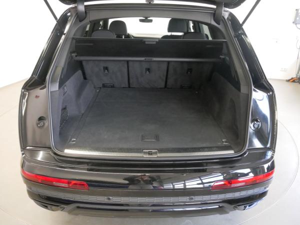 Audi Q7 50 TDI quattro S line MATRIX AHK Stdhzg.