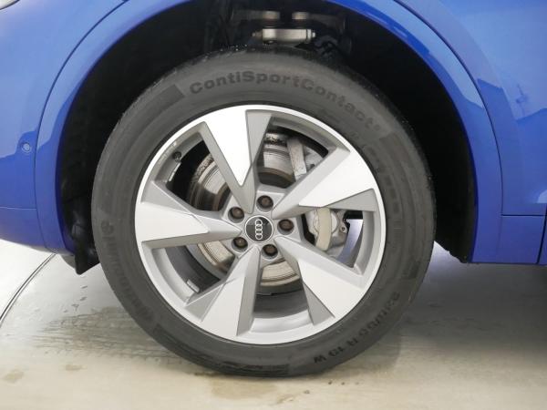 Audi Q5 40 TDI quattro S line S tro. MATRIX AHK PANO