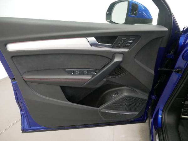 Audi Q5 40 TDI quattro S line S tro. MATRIX AHK PANO
