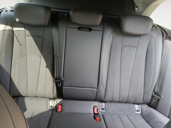 Audi A4 Avant/*SOFORT VERFÜGBAR*Haustürlieferung*Paket Business*Einparkhilfe plus
