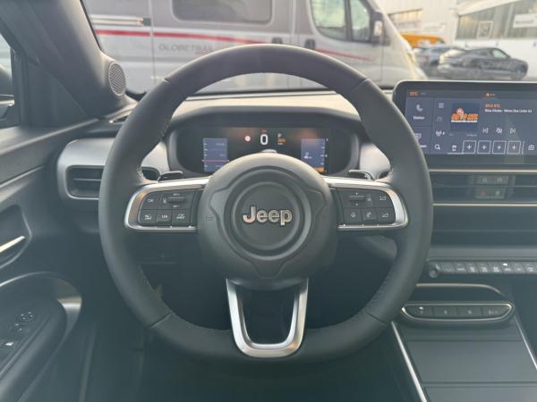 Jeep Avenger 1.2 MHEV  Upland ***Allrad***