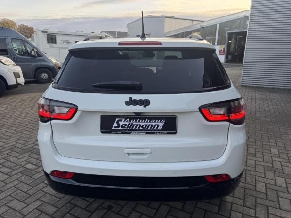 Jeep Compass 1.5l GSE T4 48V e-Hybrid Summit DCT