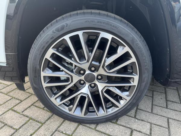 Jeep Compass 1.5l GSE T4 48V e-Hybrid Summit DCT