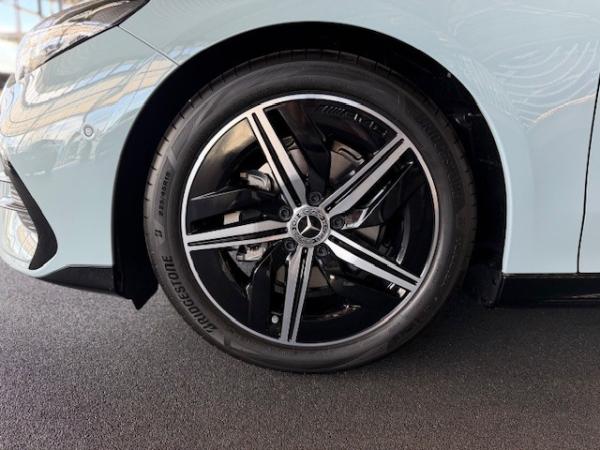 Mercedes-Benz CLA 180 SOFORT VERFÜGBAR ⚡ AMG Line + Panorama + LED – ab 390€