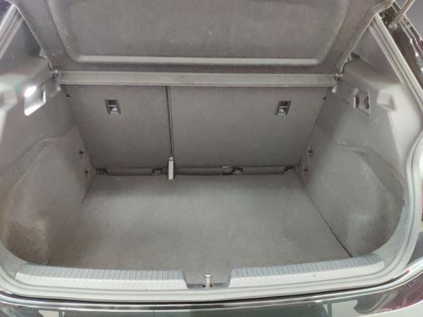 Cupra Born eBoost 77kWh/LED/ACC/Navi/Sitzhz/Wärmepumpe