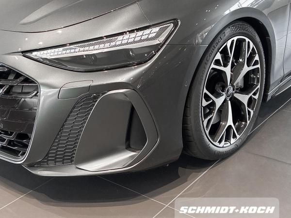 Audi A6 Avant TDI quattro S tronic LED