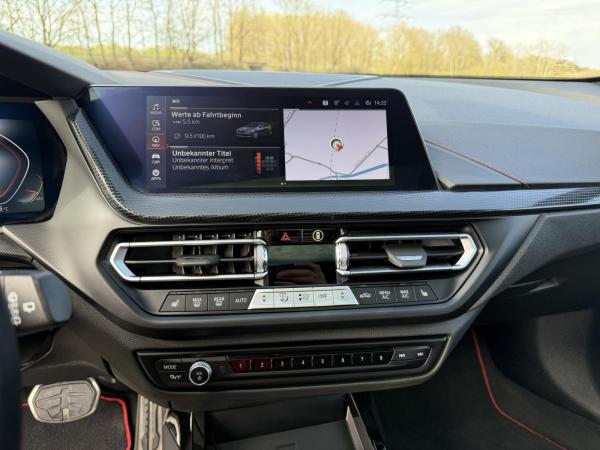 BMW 128 SOFORT*PANO*LED*ACC*SHZ*DrA*KAM