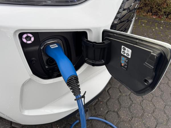 Ford Transit Custom BEV ⚡️🔋 Trend 320 L1 | AHK+Rückfahrkamera+Tempomat+Klimaautom.+LED