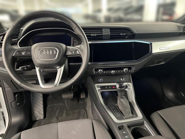 Audi Q3 35 TFSI S tronic advanced LED VC DAB