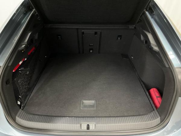 Volkswagen ID.7 PRO NP.72T ACC.5J-G.AHK.AREA-VIEW.NAVI.HUD.