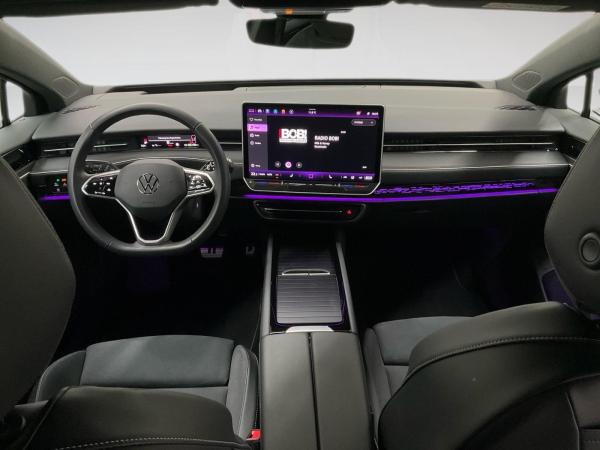 Volkswagen ID.7 PRO NP.72T ACC.5J-G.AHK.AREA-VIEW.NAVI.HUD.