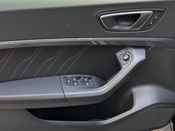 Seat Ateca 2.0 TDI Style DSG AHK Kamera Sitzhzg