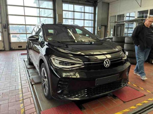 Volkswagen ID.4 GTX 4M 82kWh PANO AHK RFK NAVI WÄPU