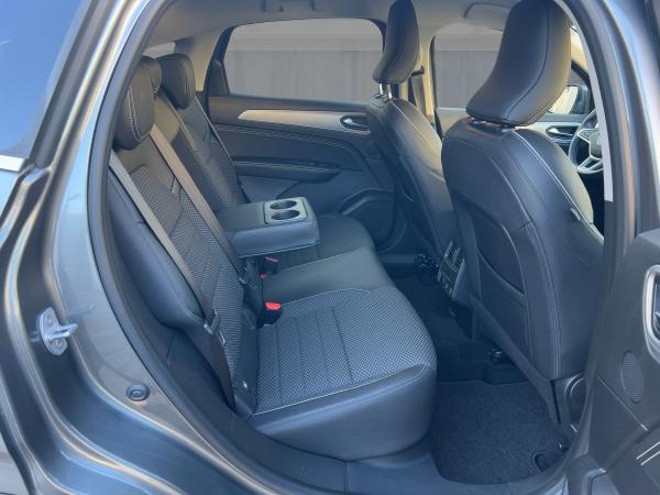 Renault Arkana 1.6 E-TECH Hybrid 145 Techno Renault Arkana 1.6 E-TECH Hybrid 145 Techno