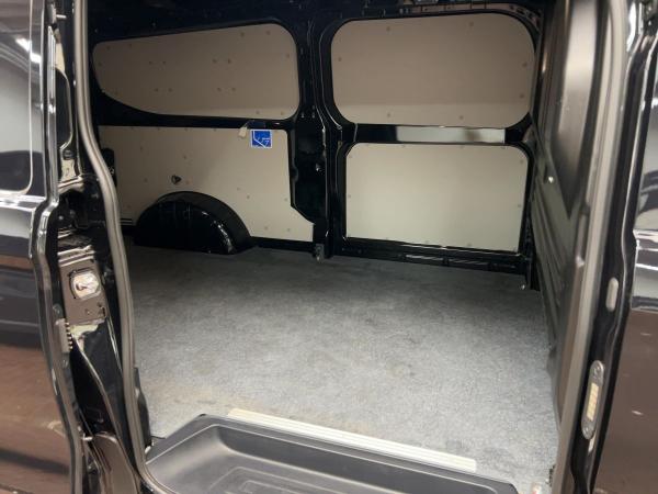 Volkswagen Transporter Kasten 2.0 TDI LR AHK Kamera Klima