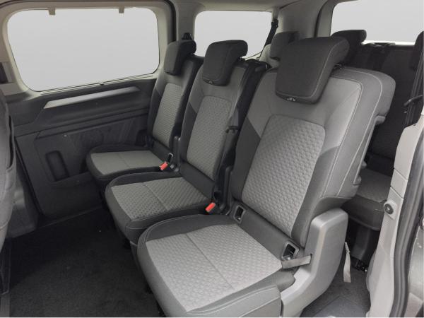 Volkswagen Caravelle T72.0 TDI AUT. KR Style 8-S. IQ.LIGHT NAVI AHK 5-J-GAR ACC SHZ