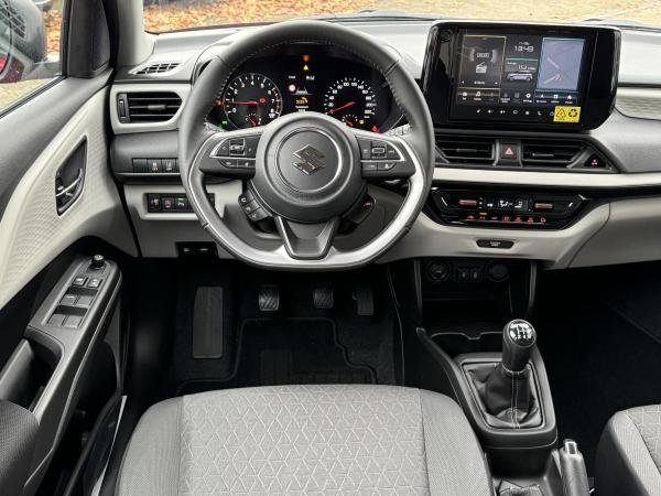 Suzuki Swift Comfort *CarPlay/AndroidAuto*Kamera*PDC*LED*SHZ*12V-Mild-Hybrid-System (SHVS) selbstaufladend