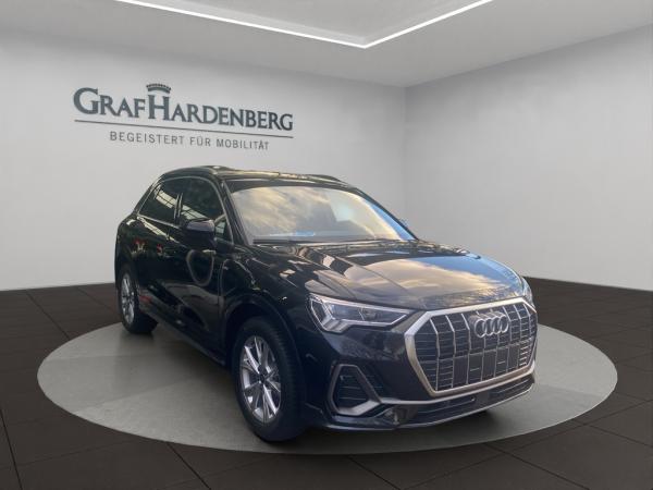 Audi Q3 S line* Ganzjahresreifen*Sitzheizung*AHK*