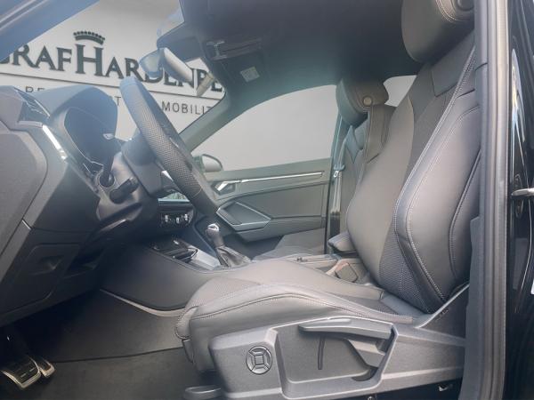 Audi Q3 S line* Ganzjahresreifen*Sitzheizung*AHK*