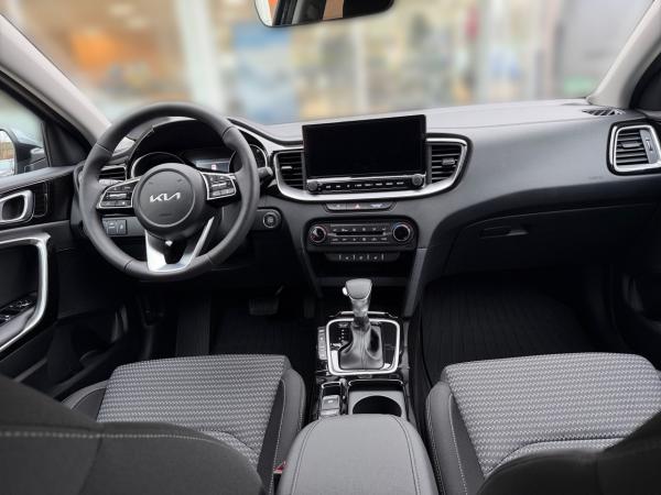 Kia Ceed SW Ceed Sportswagon 1.5 T-GDI DCT Ultimate/Style Navi