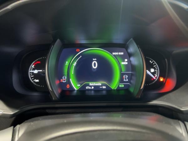 Renault Megane Grandtour TCe 140 GPF Limited Kamera Navi