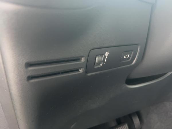 Volvo XC40 40 T2 2WD Core SOFORT VERFÜGBAR - OHNE EINMALIGE KOSTEN