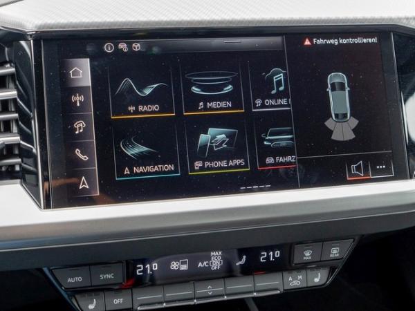 Audi Q4 e-tron 45 Sportback advanced AHK Komfortpaket