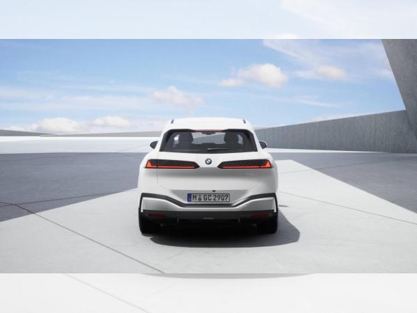 BMW iX3 50 xDrive🔥805 km Reichweite 400 kW🔥Lieferung noch 2026 !!!🔥
