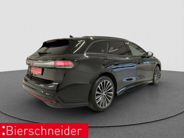 Volkswagen ID.7 Tourer Pro BlackStyle *AHK/DCC/PANO/WÄPU/360*