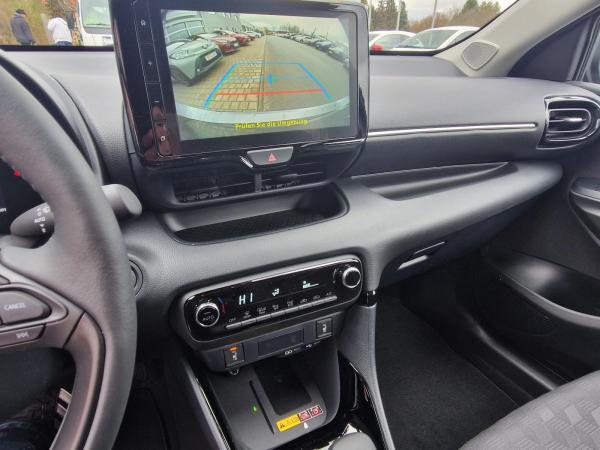 Toyota Yaris Hybrid 1.5l🔥Teamplayer🔥Lagerwagen🔥Bis zu 15 Jahre Garantie!