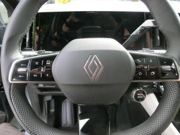 Renault Espace 6 Iconic Full Hybrid E-Tech 200 7-Sitzer